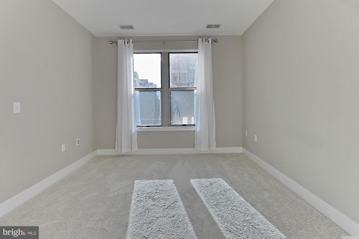 1800 Wilson Blvd #116 Property Photo 22