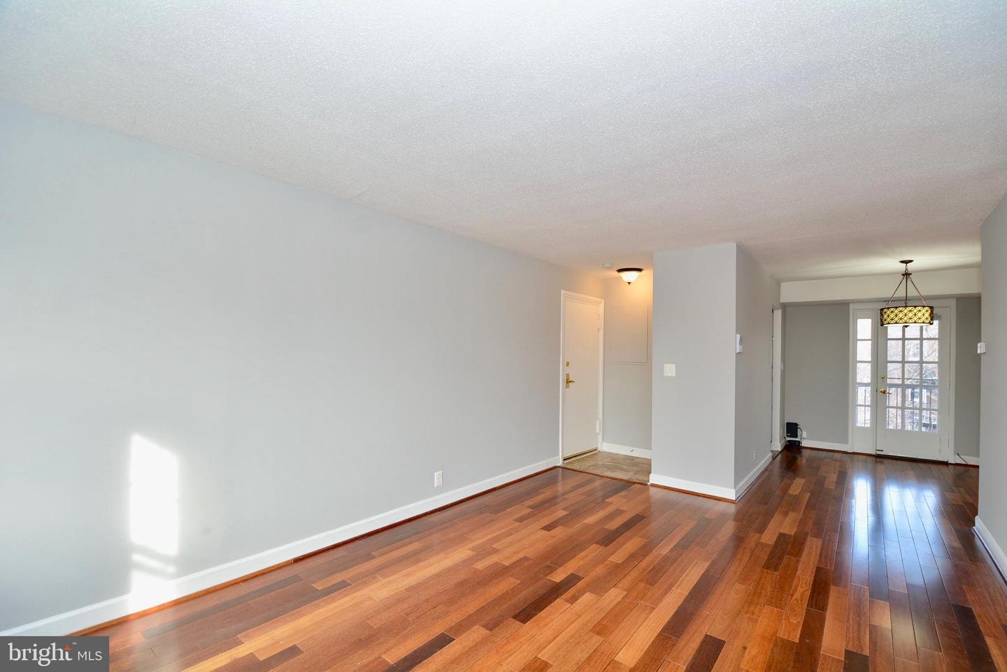 4815 31st St S #b2 Property Photo 5