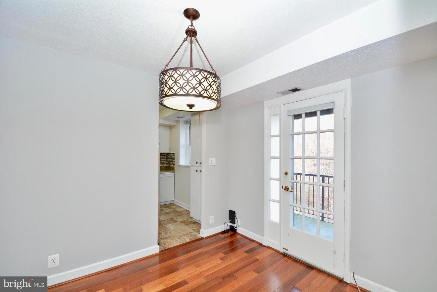 4815 31st St S #b2 Property Photo 7