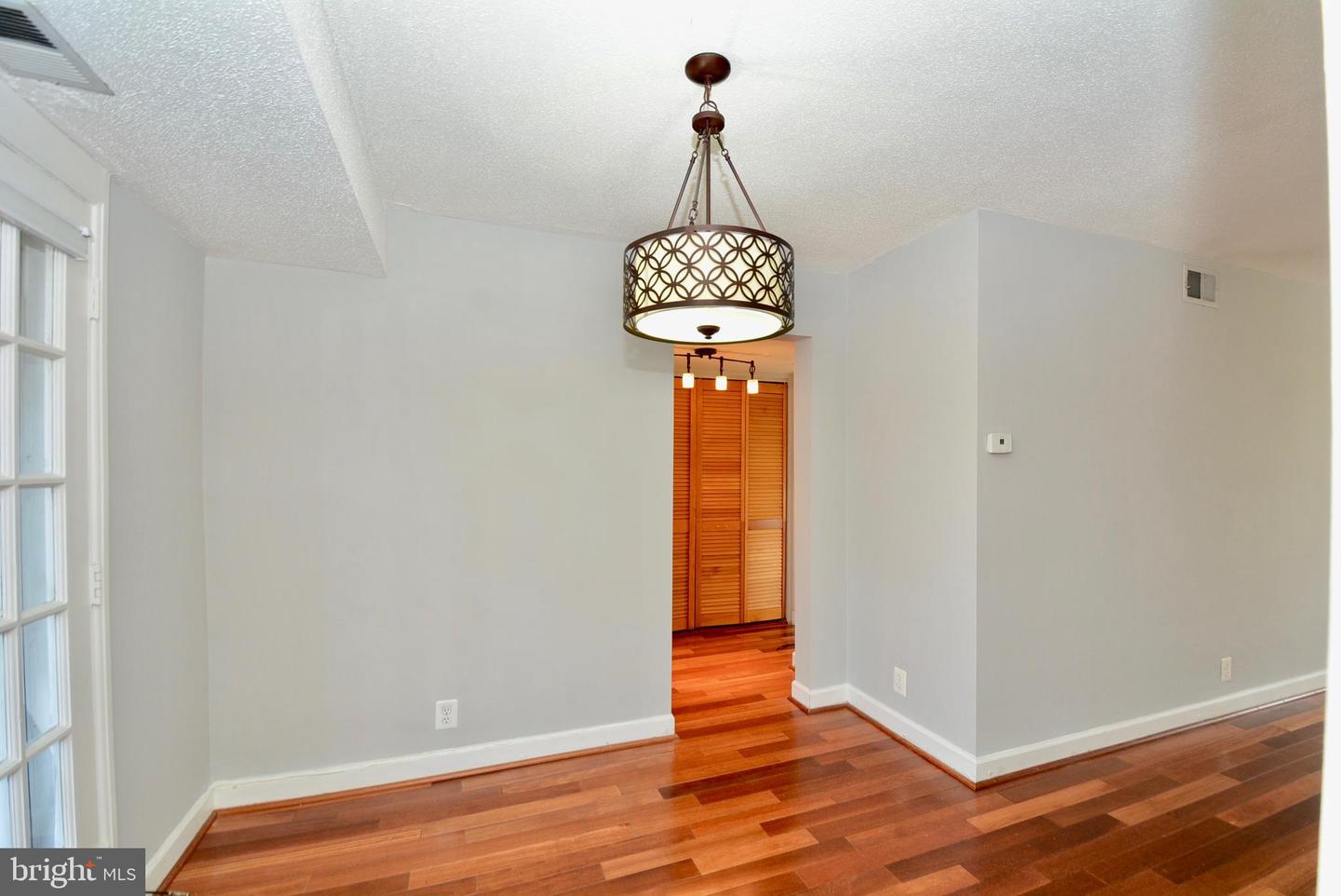 4815 31st St S #b2 Property Photo 8