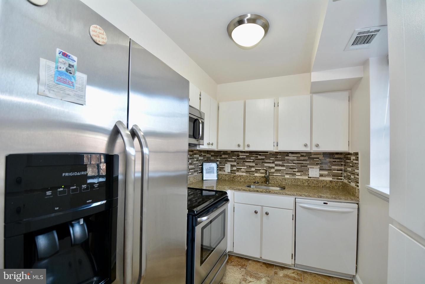 4815 31st St S #b2 Property Photo 9