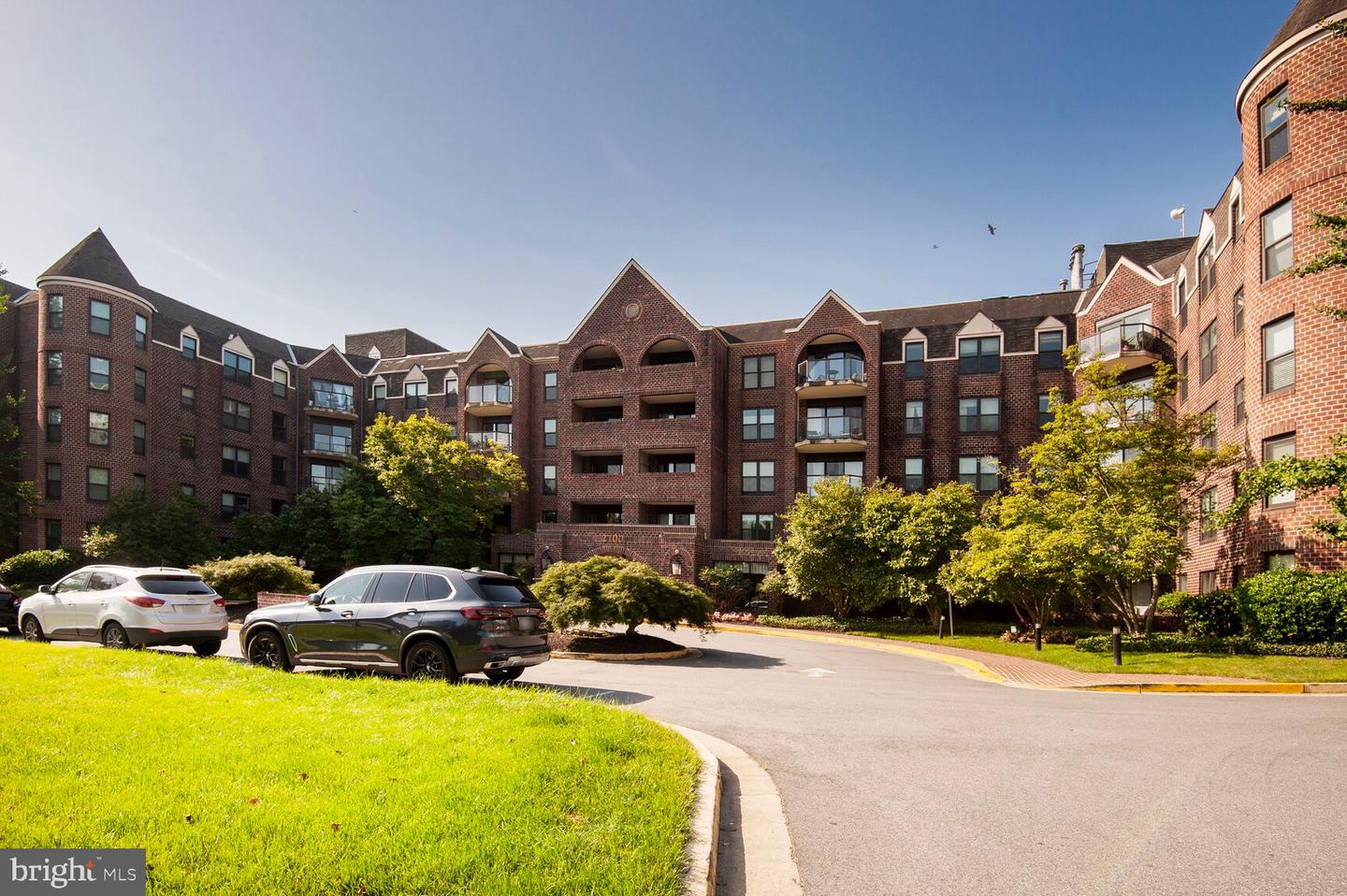2100 Langston Blvd #406 Property Photo 1