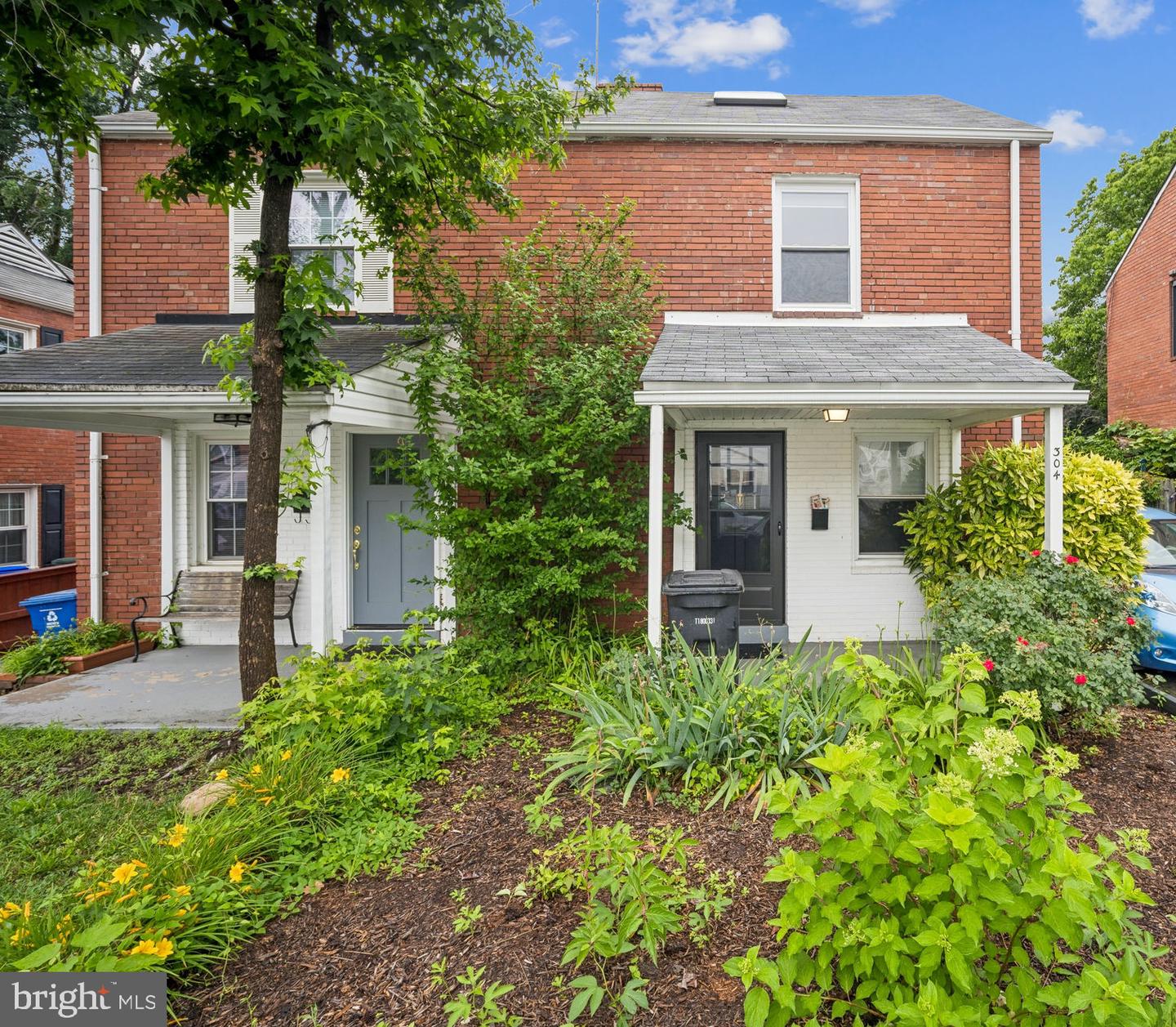 304 S Veitch St Property Photo 1