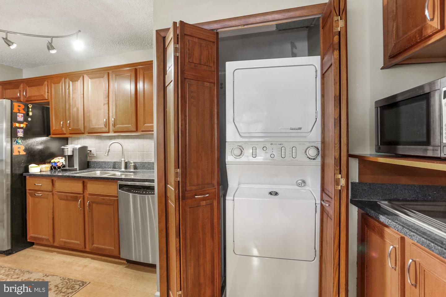 5300 Columbia Pike #1008 Property Photo 13