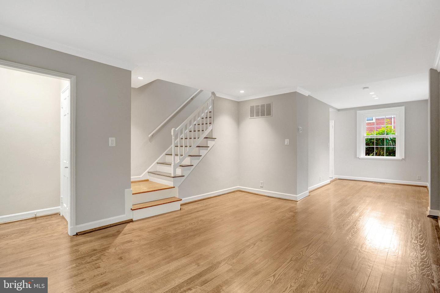3463 S Stafford St #b Property Photo 3