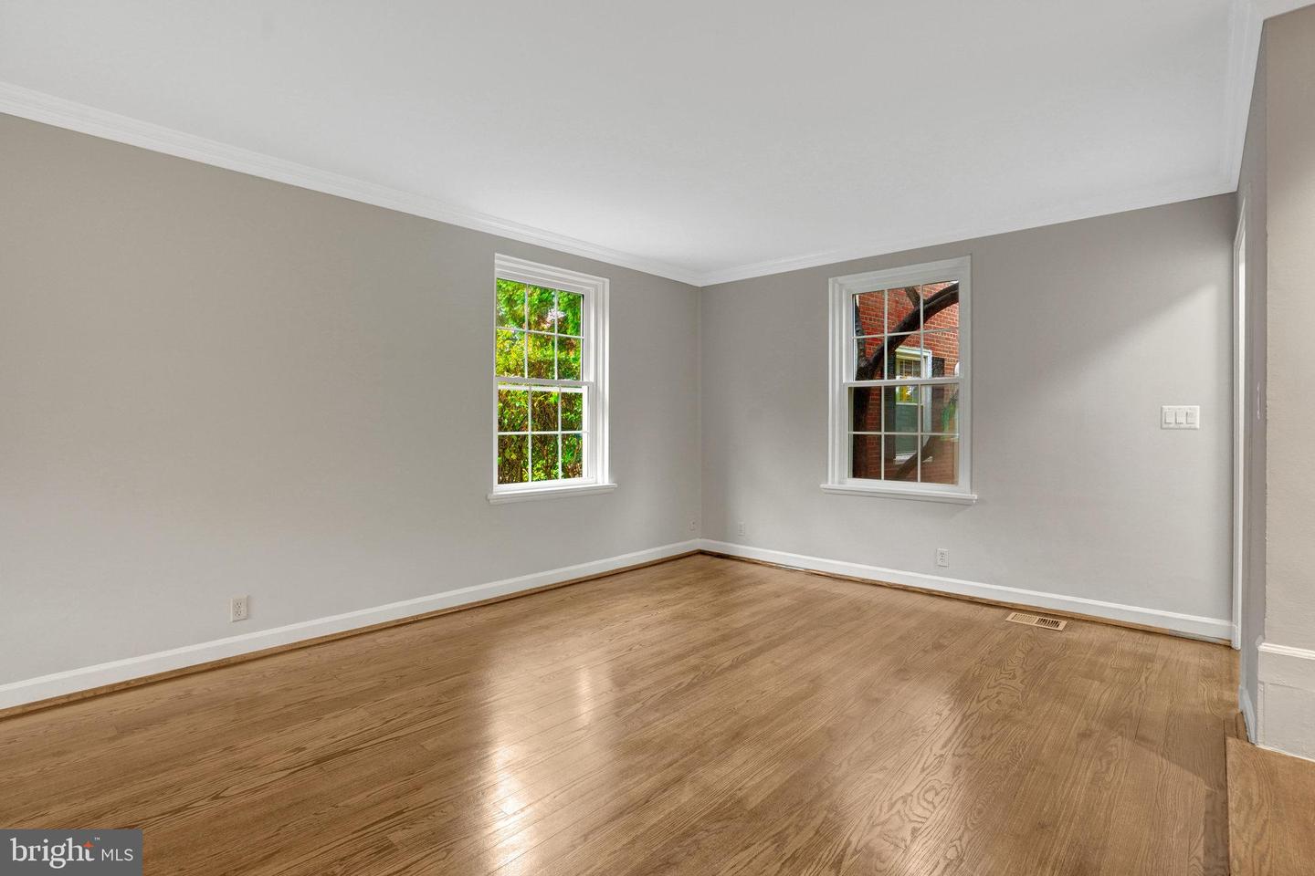 3463 S Stafford St #b Property Photo 4