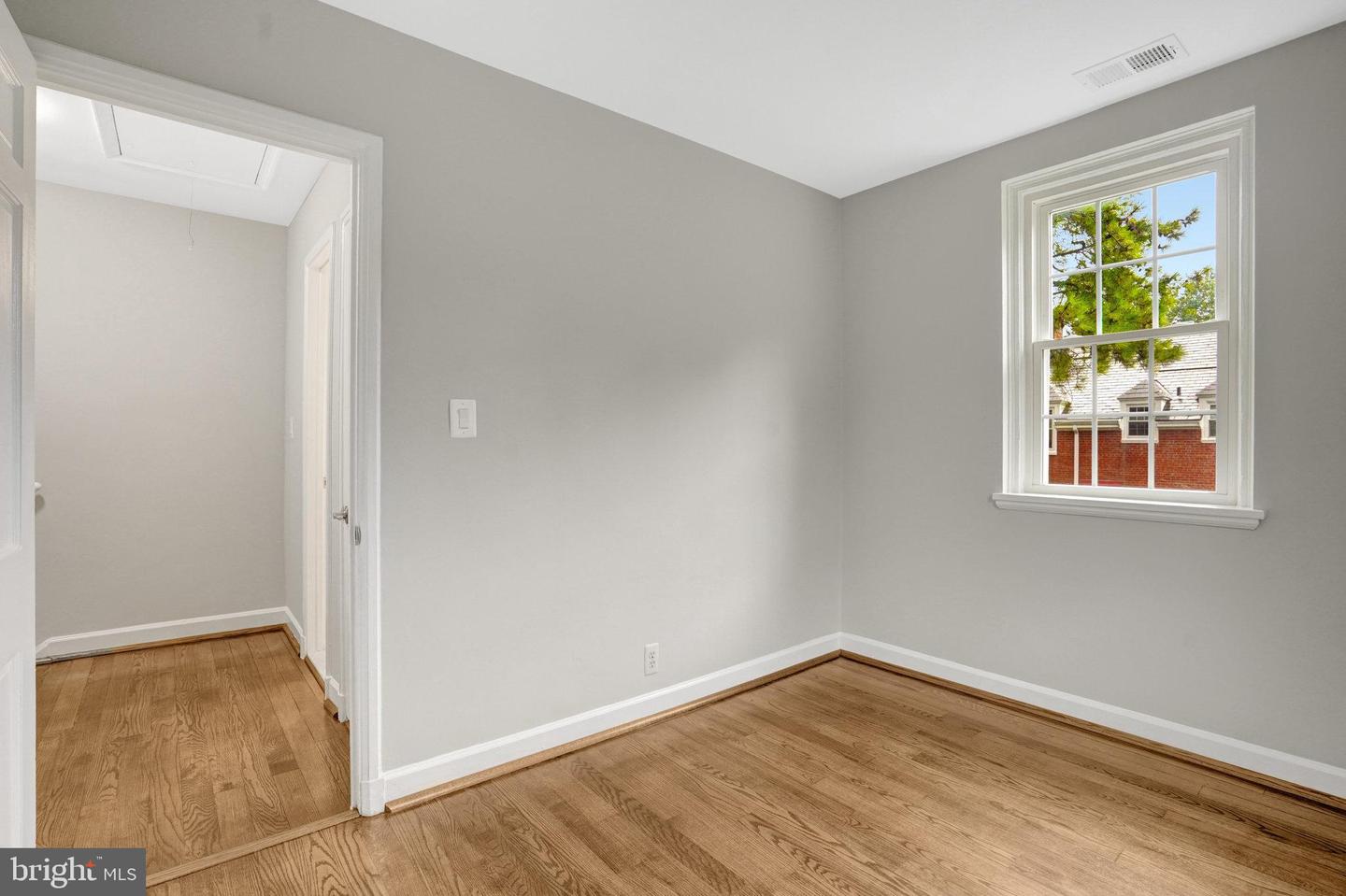 3463 S Stafford St #b Property Photo 14
