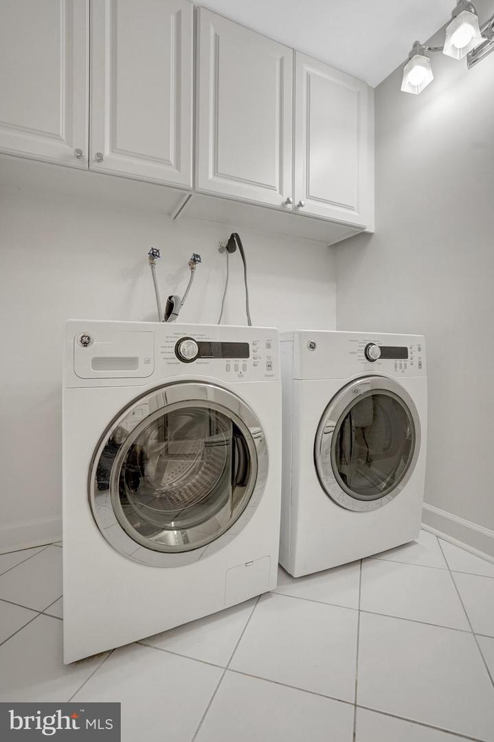 3463 S Stafford St #b Property Photo 22