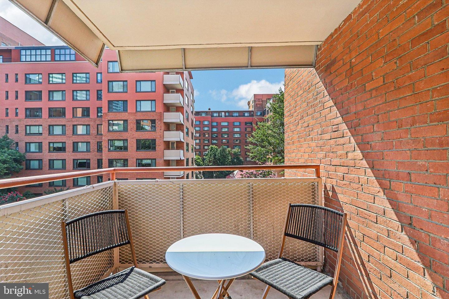 1111 Arlington Blvd #431 Property Photo 30