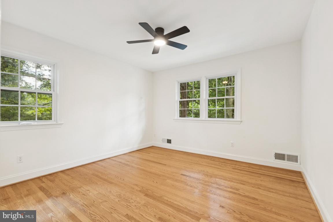 3209 Military Rd Property Photo 22