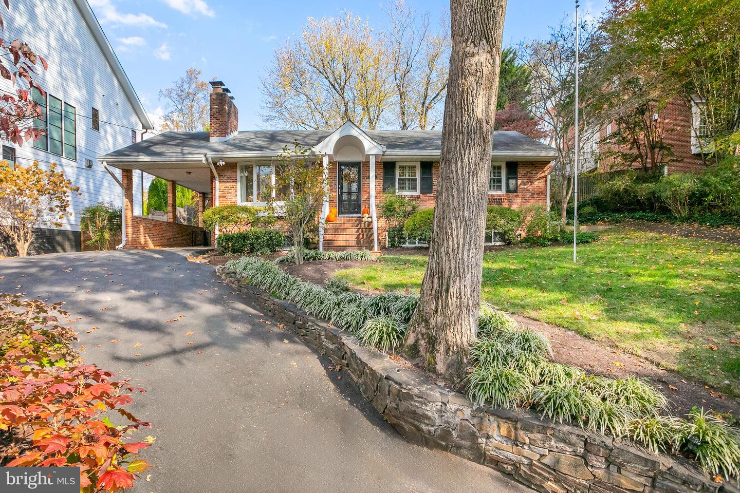 4021 N Richmond St Property Photo 1