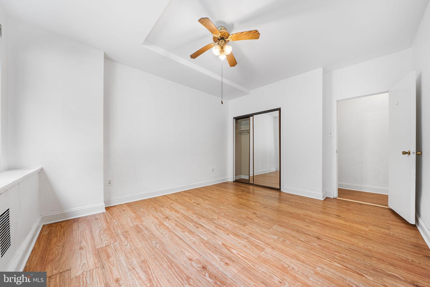 1021 Arlington Blvd #241 Property Photo 10