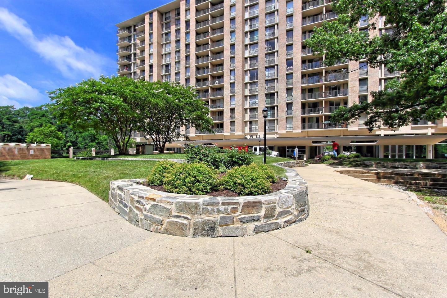 4600 S Four Mile Run Dr #629 Property Photo 1
