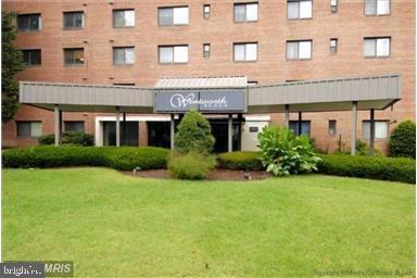 3515 Washington Blvd N #406 Property Photo 1
