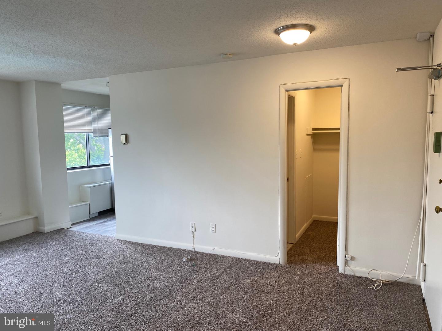 3515 Washington Blvd N #406 Property Photo 5
