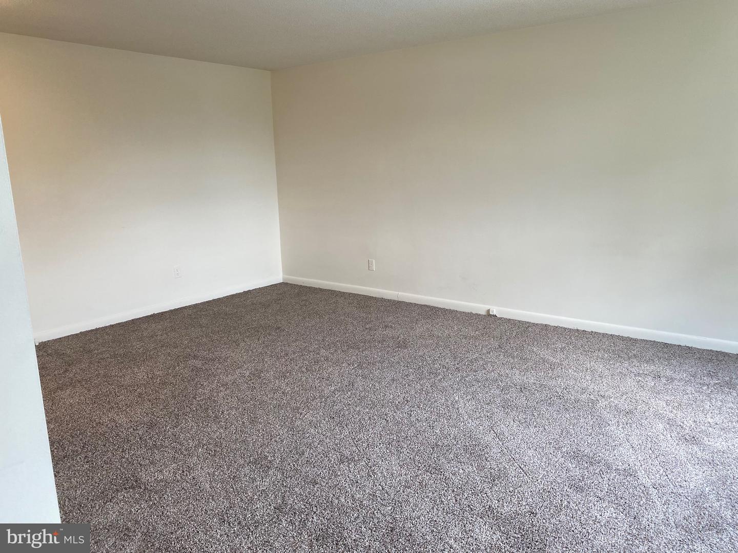 3515 Washington Blvd N #406 Property Photo 10