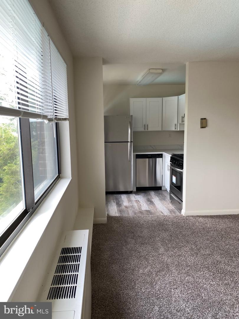 3515 Washington Blvd N #406 Property Photo 12