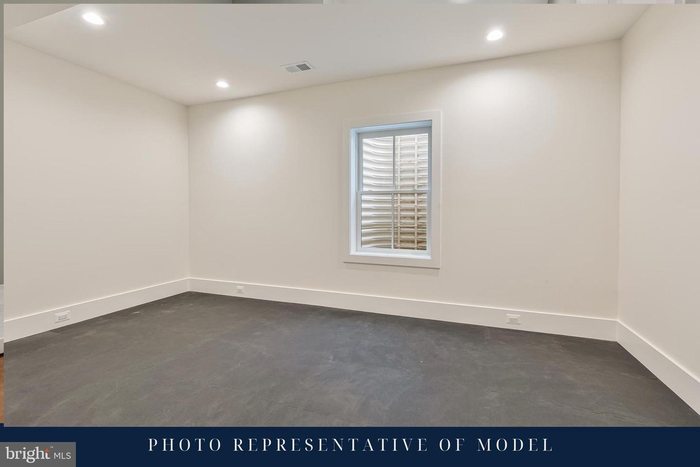 1622 N Adams St Property Photo 31