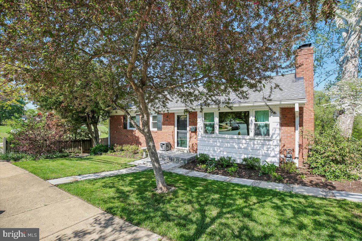 325 N Manchester St Property Photo 58