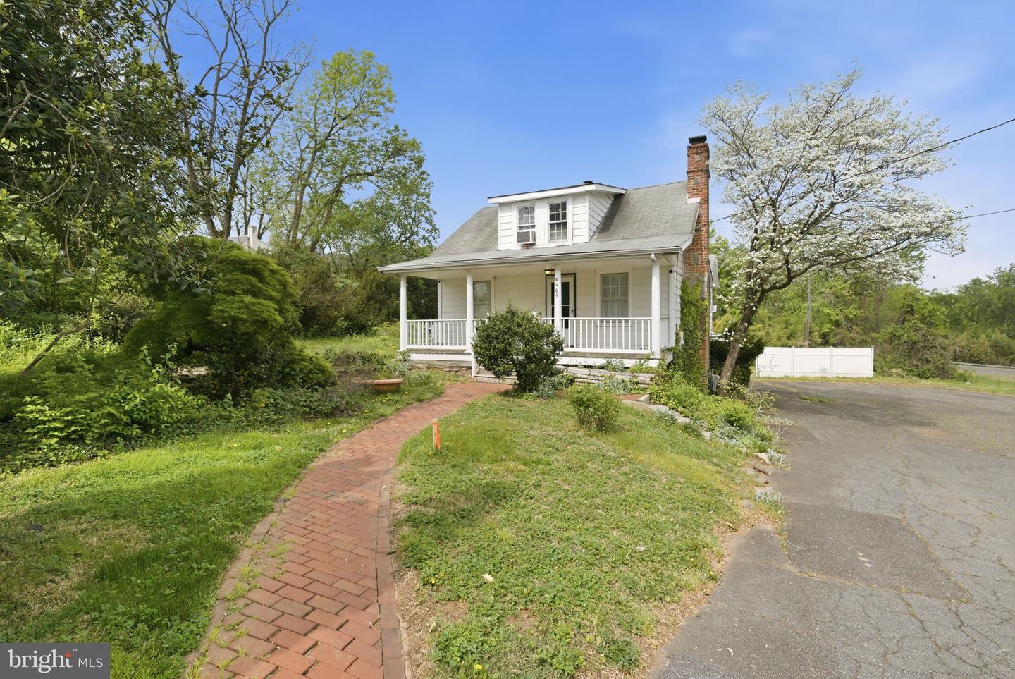 4464 N Old Glebe Rd Property Photo 1