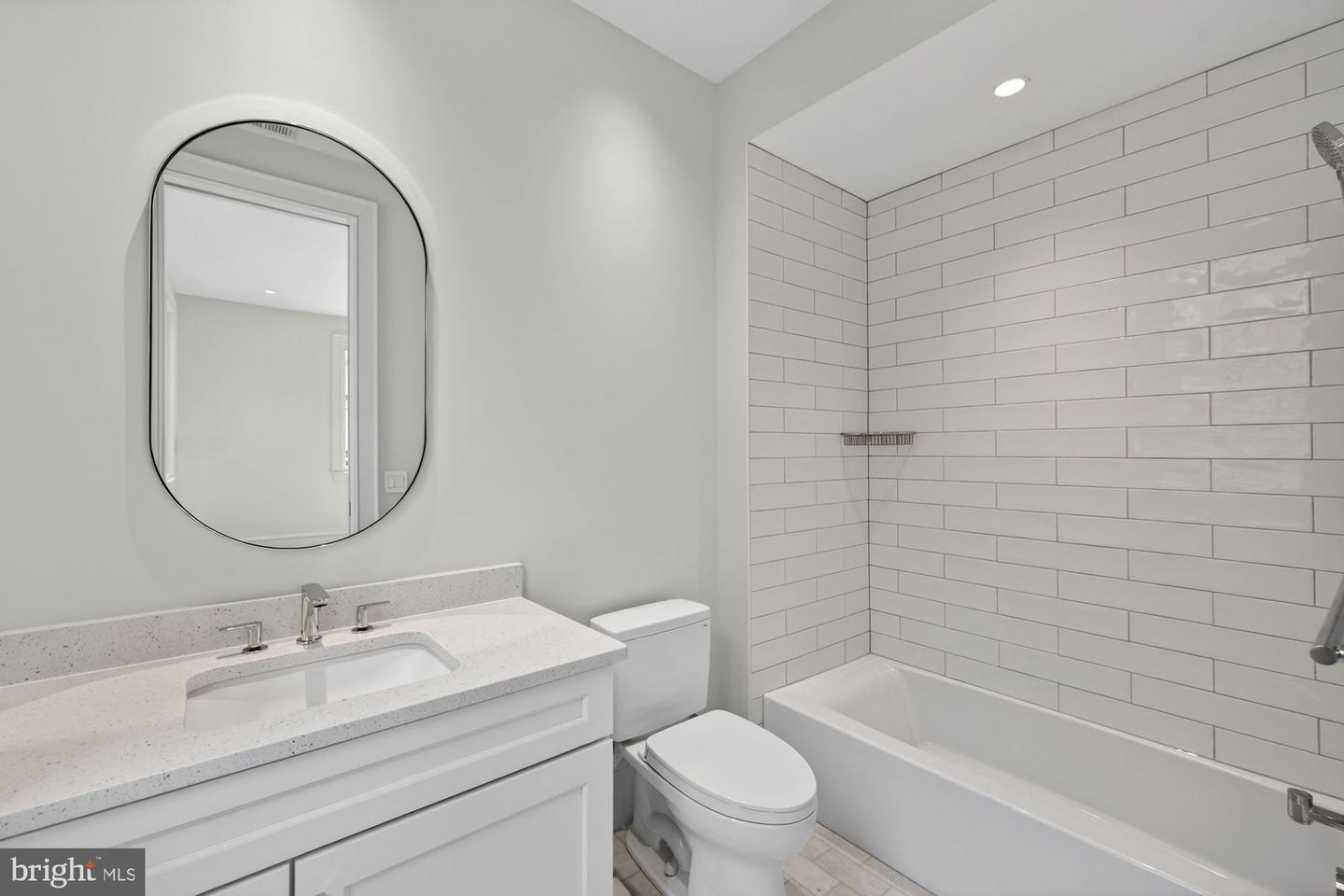 3031 N Stuart St Property Photo 84