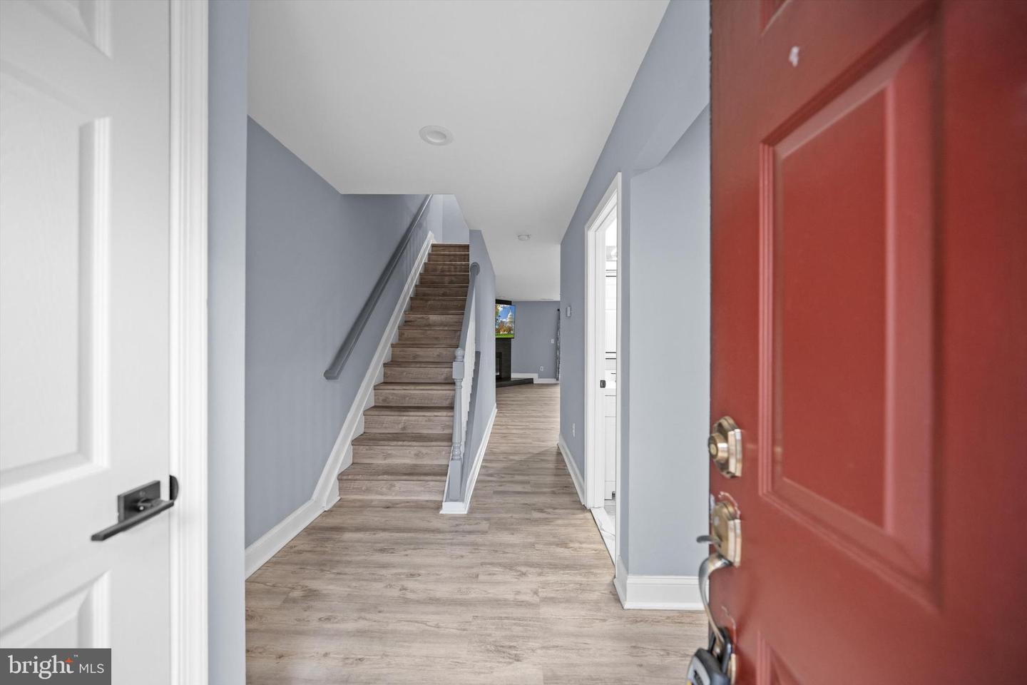 967 S Rolfe St S #2 Property Photo 3