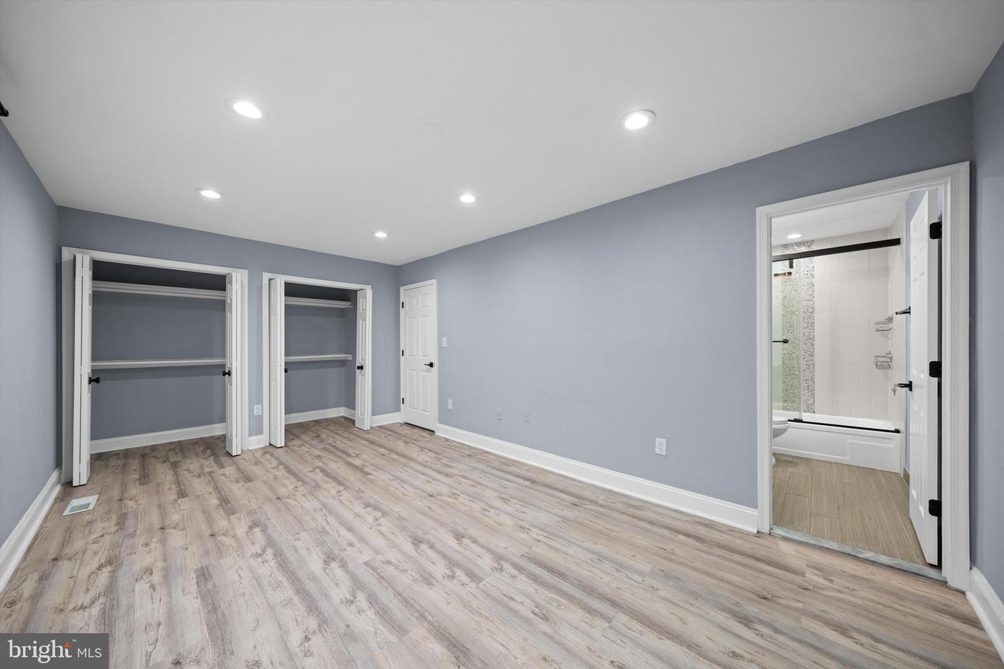967 S Rolfe St S #2 Property Photo 14
