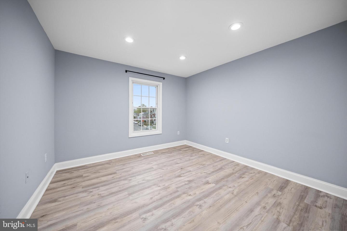 967 S Rolfe St S #2 Property Photo 17