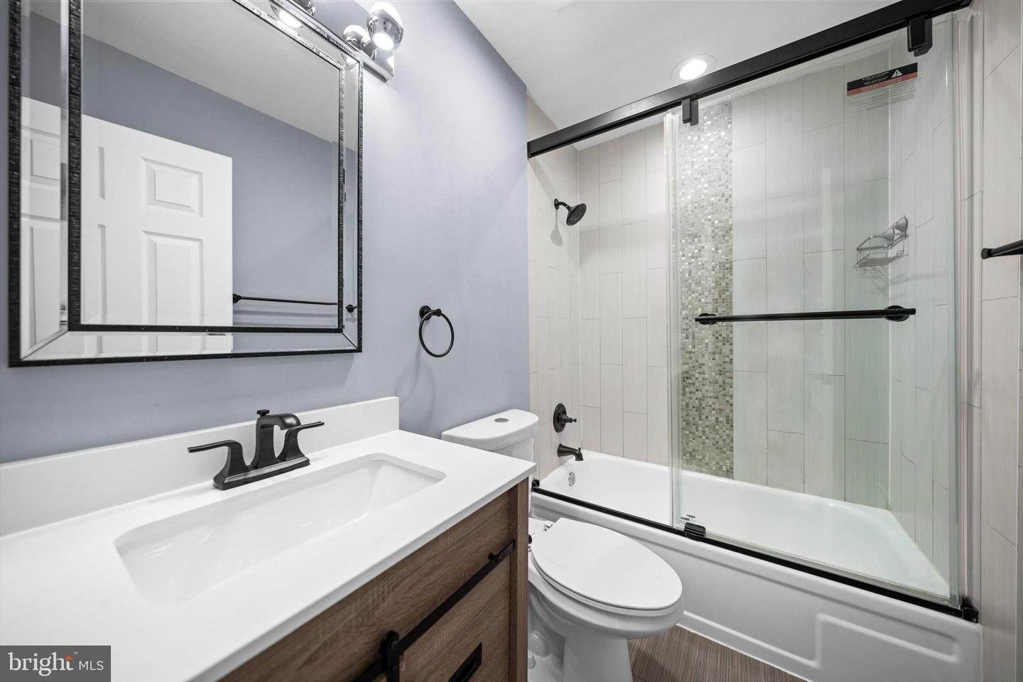 967 S Rolfe St S #2 Property Photo 18