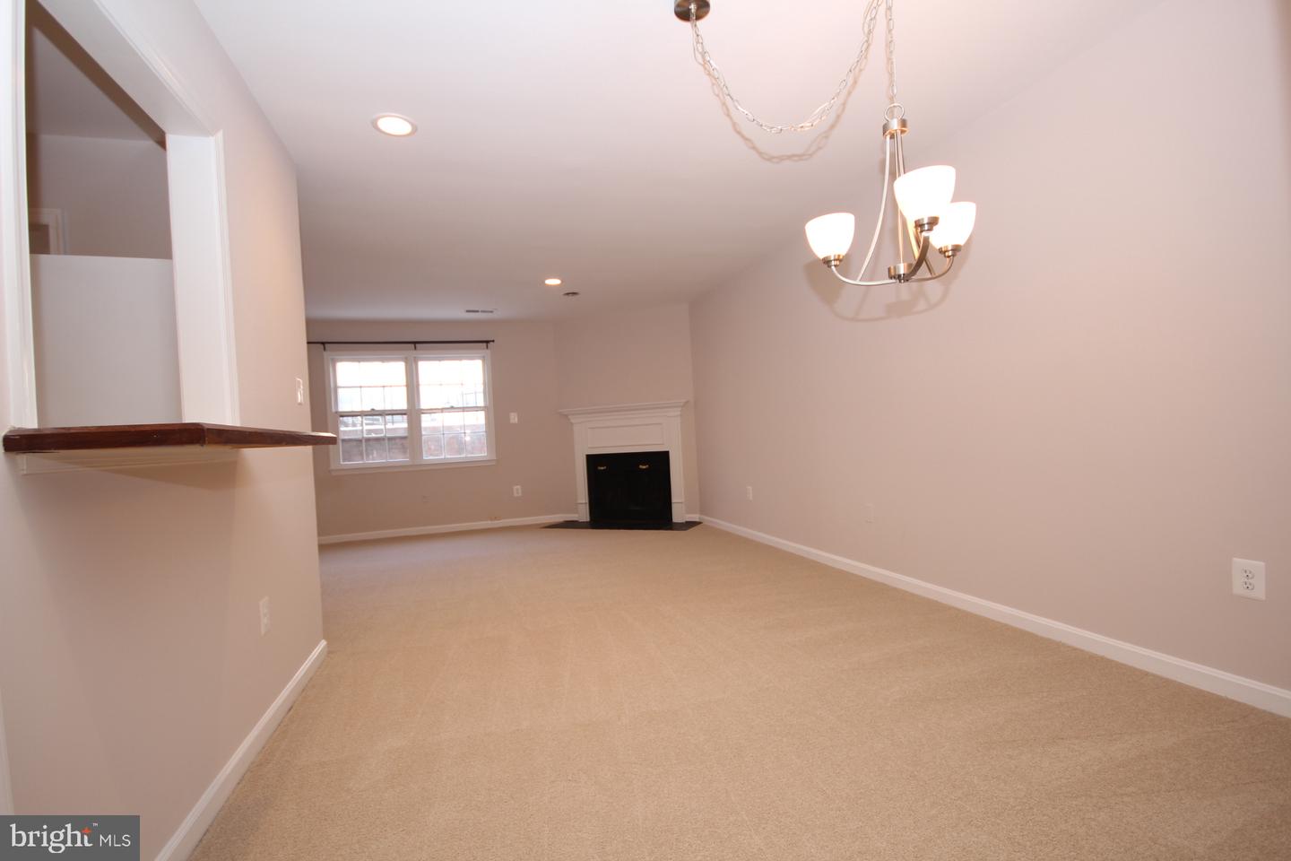1105 N Stuart St #19 Property Photo 2