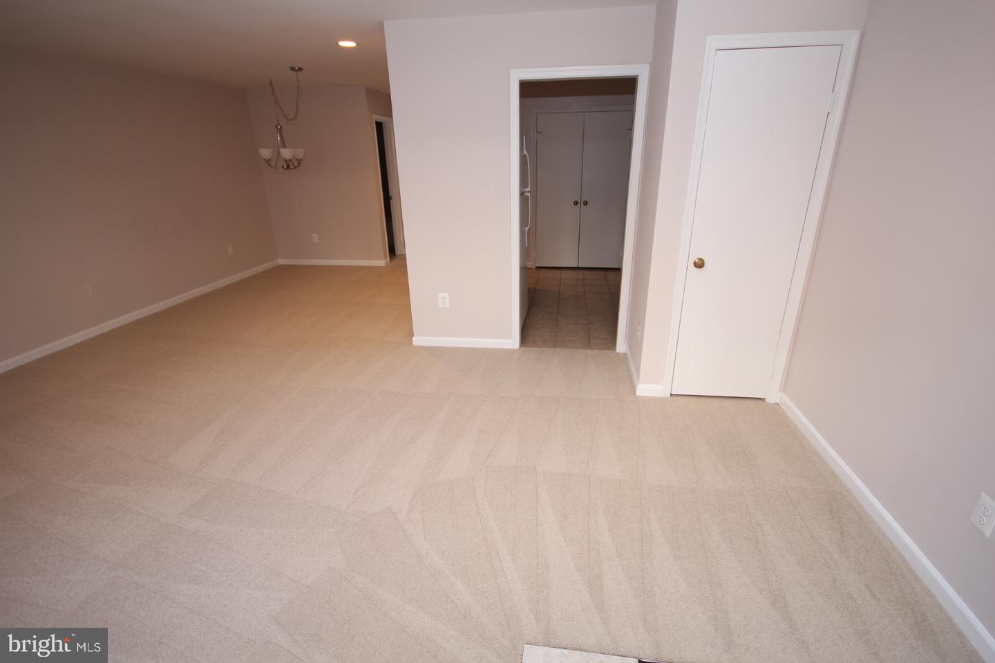 1105 N Stuart St #19 Property Photo 11
