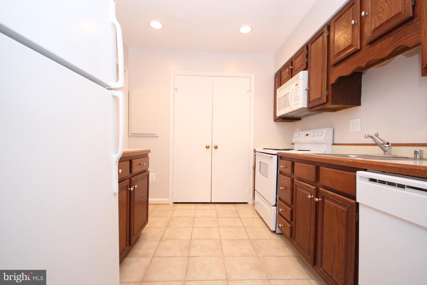 1105 N Stuart St #19 Property Photo 12