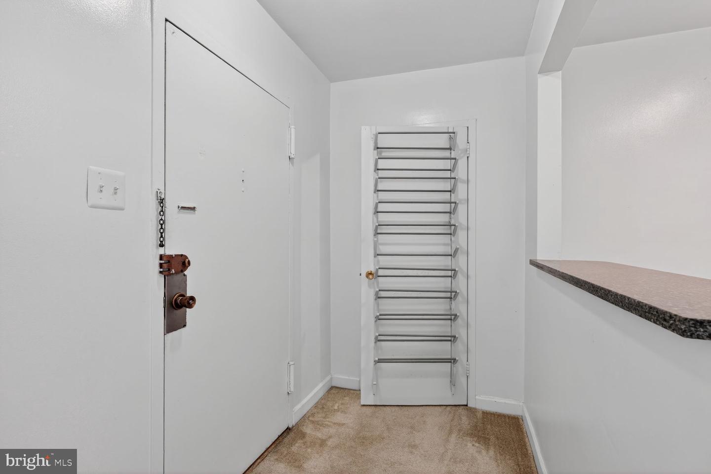 1121 Arlington Blvd #348 Property Photo 12