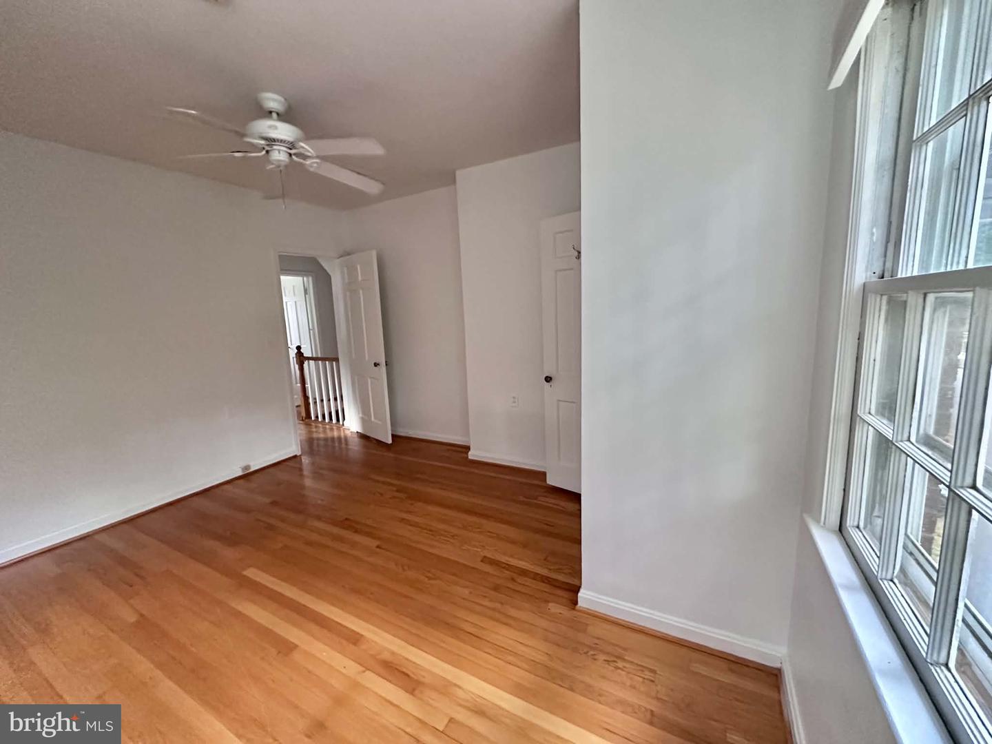 1208 S Cleveland St #top Floor Property Photo 3