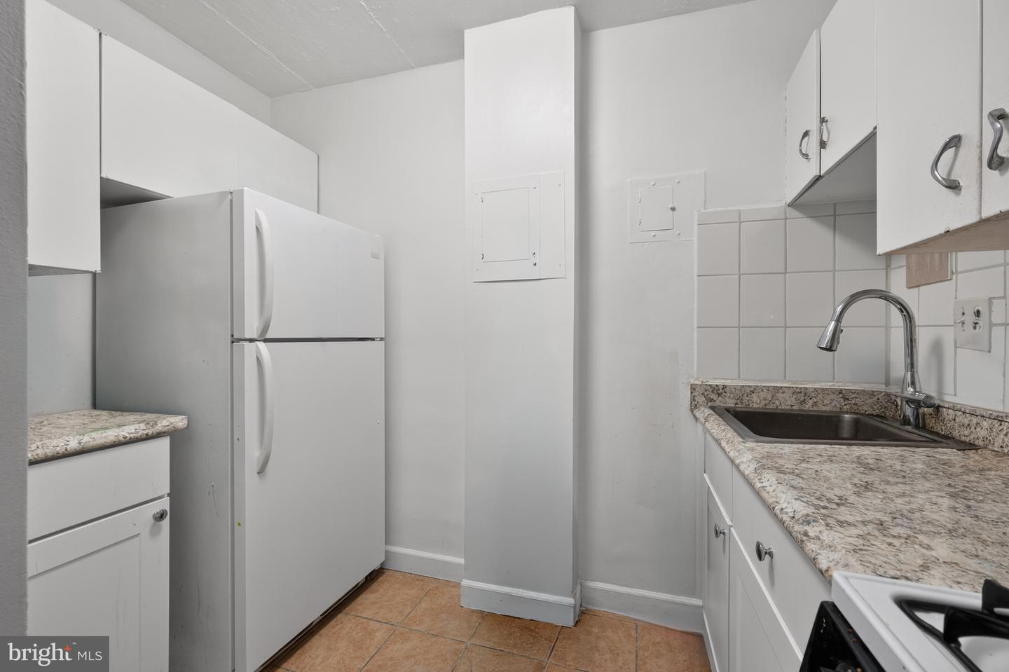 1111 Arlington Blvd #432 Property Photo 9