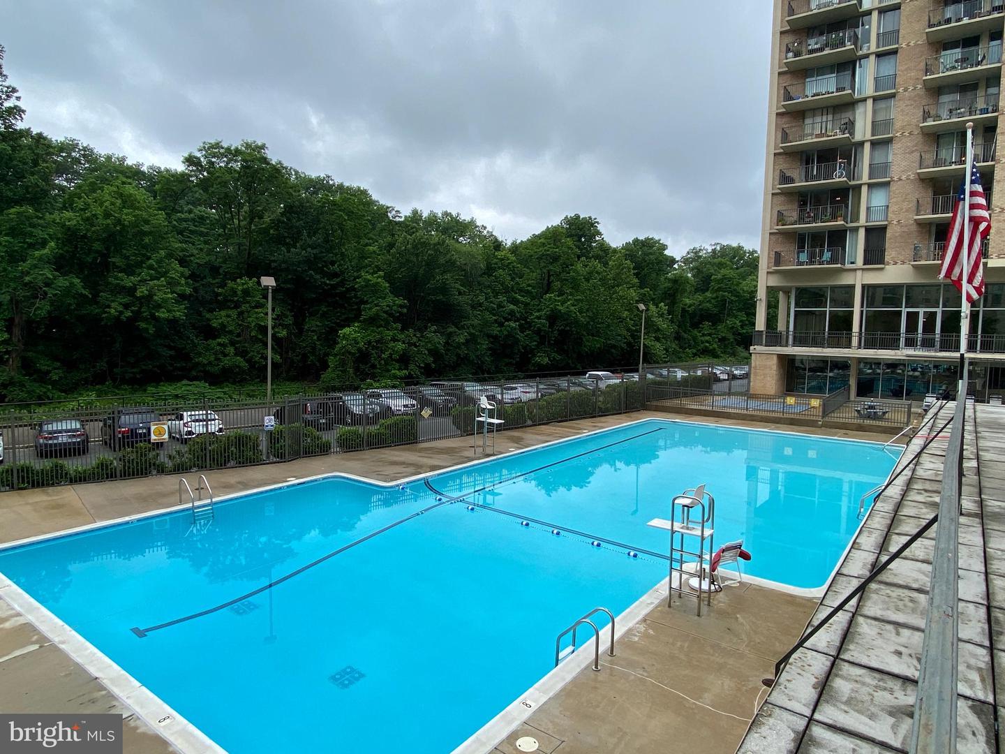 4600 S Four Mile Run Dr #827 Property Photo 32