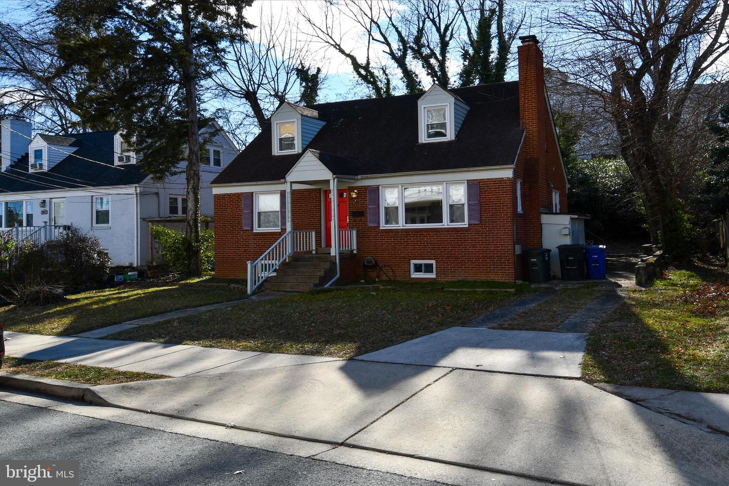 1316 S Dinwiddie St Property Photo 6
