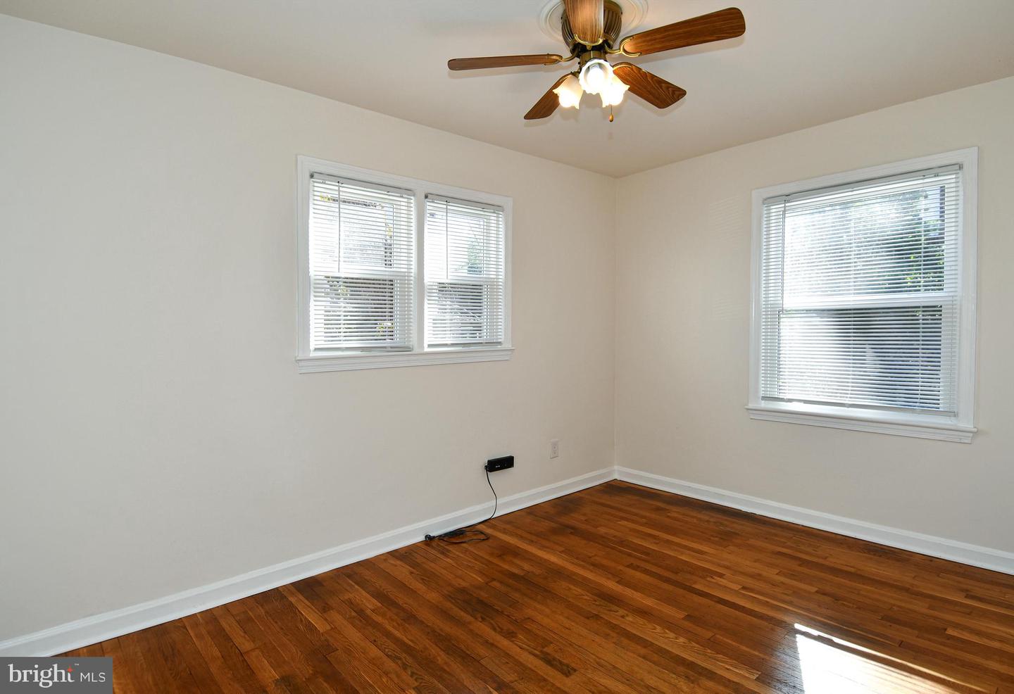 1316 S Dinwiddie St Property Photo 16