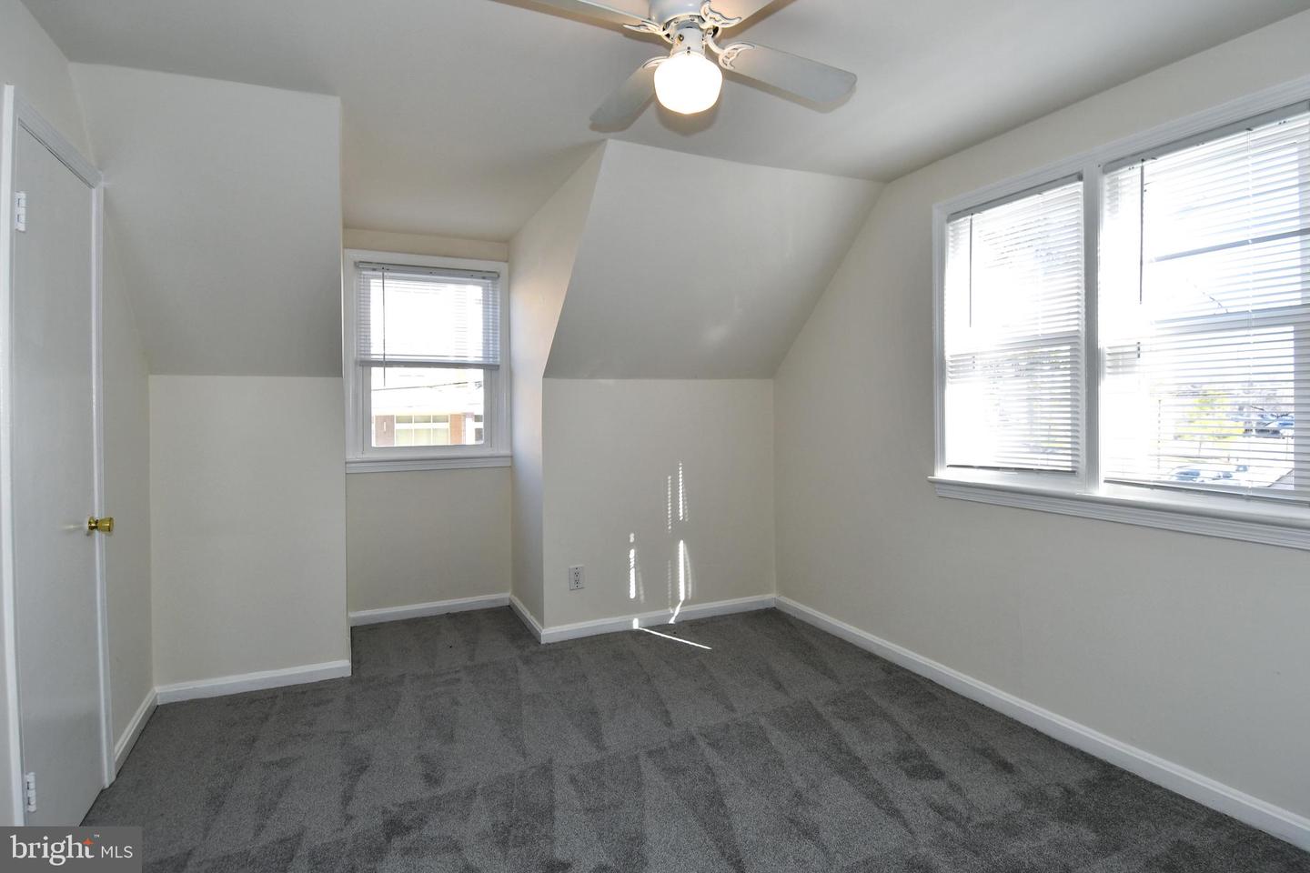 1316 S Dinwiddie St Property Photo 19