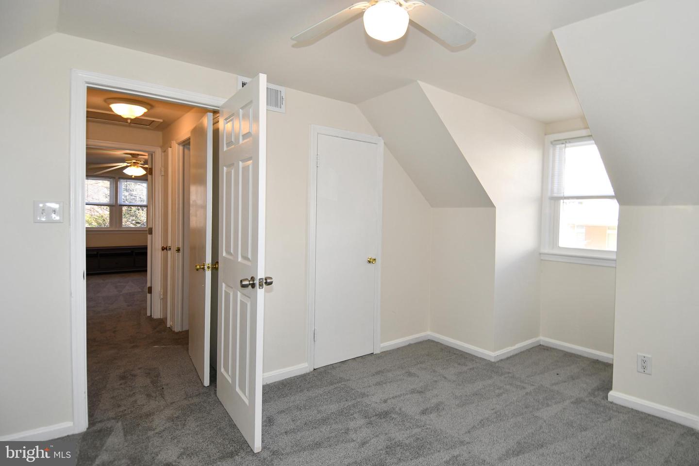1316 S Dinwiddie St Property Photo 20