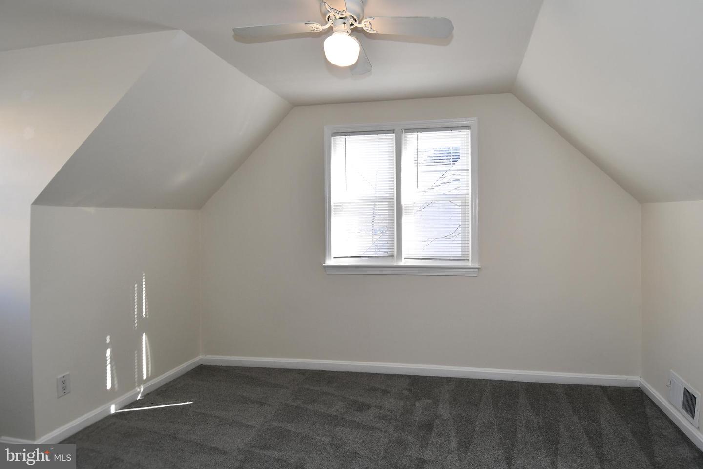 1316 S Dinwiddie St Property Photo 21