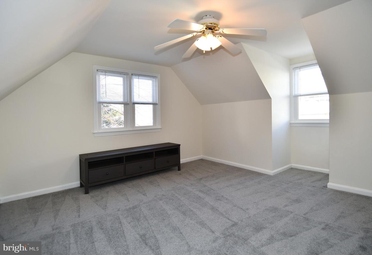 1316 S Dinwiddie St Property Photo 22