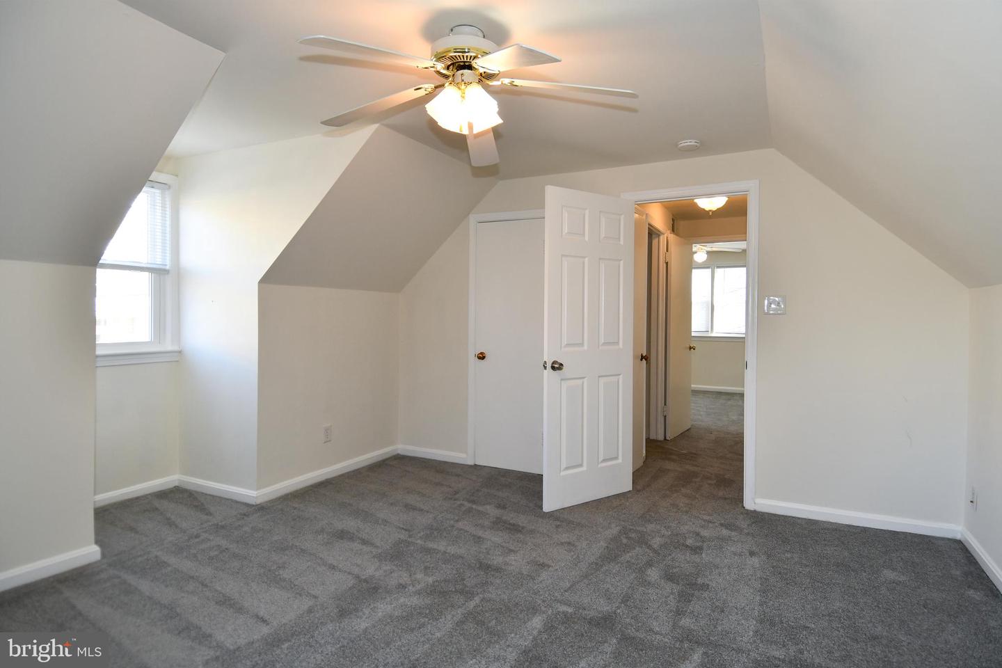 1316 S Dinwiddie St Property Photo 23