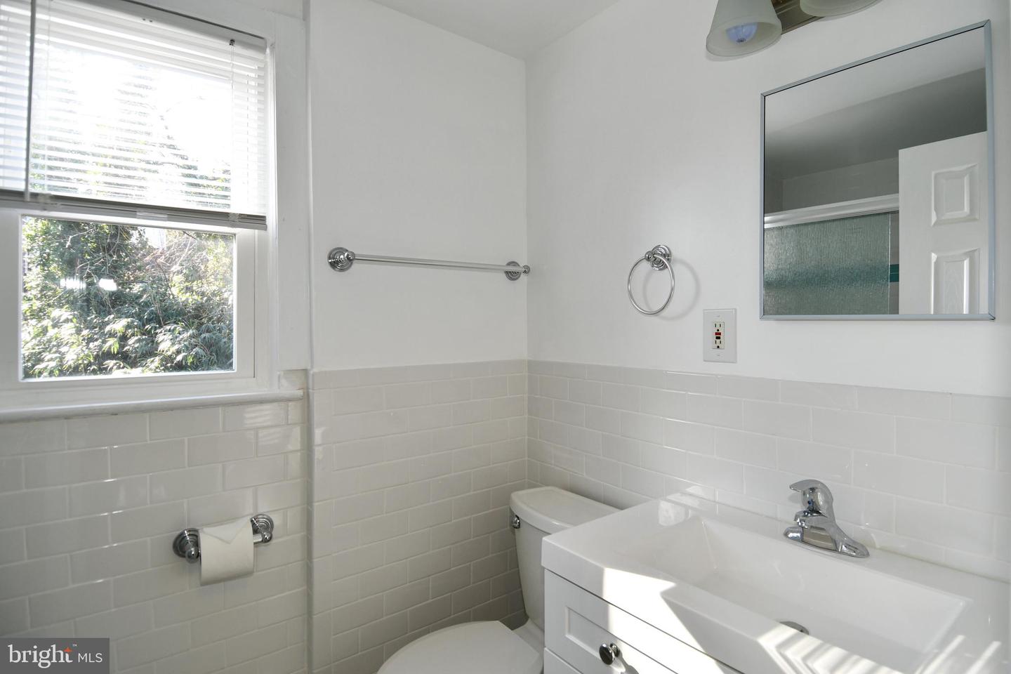 1316 S Dinwiddie St Property Photo 24