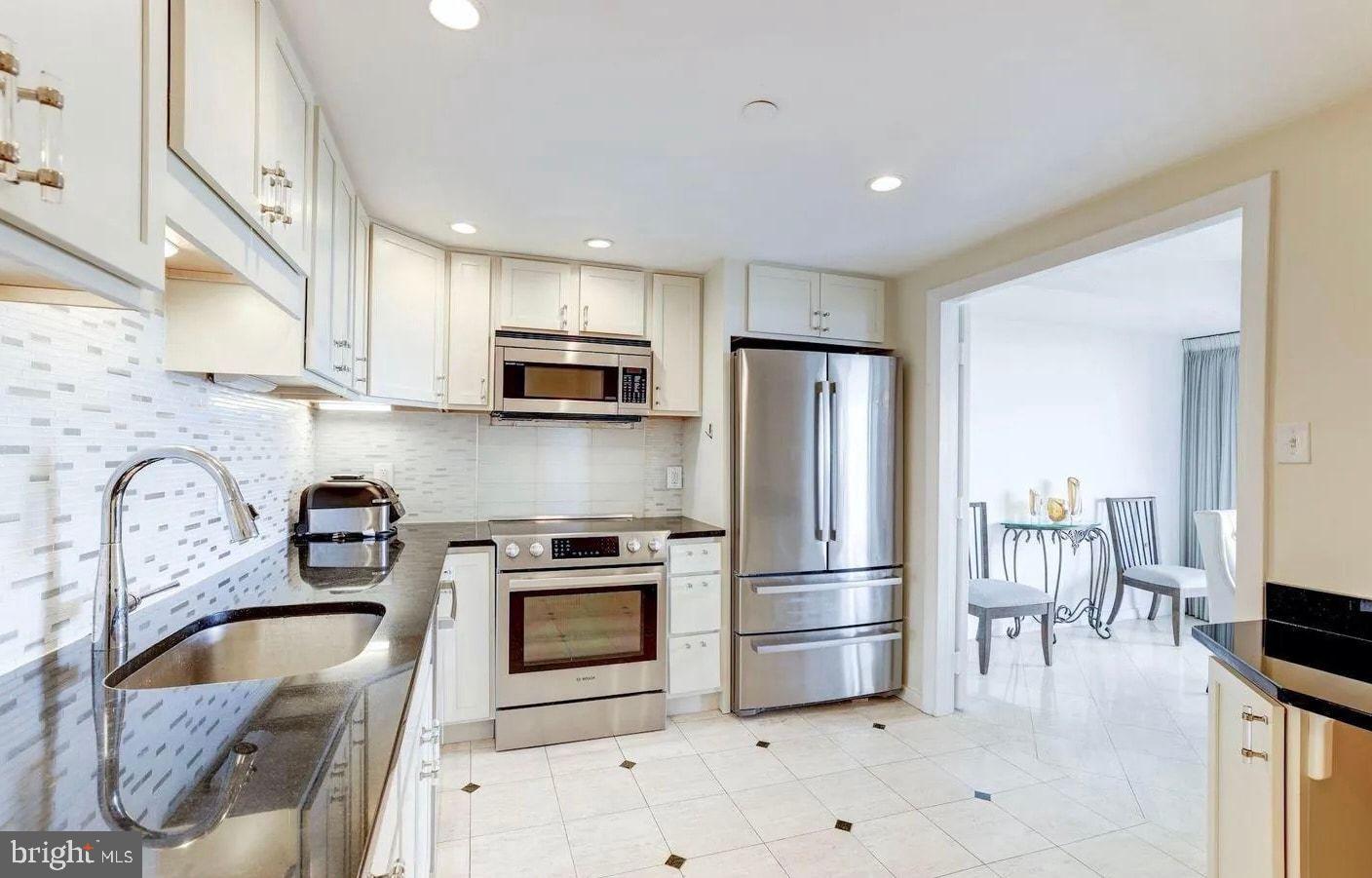 1530 Key Blvd #906 Property Photo 8