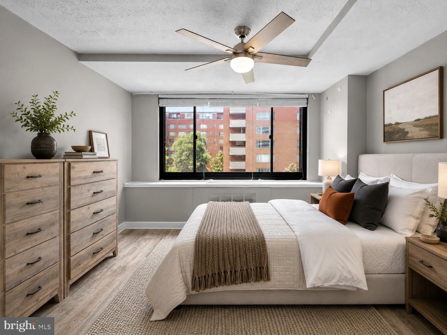 1021 Arlington Blvd #806 Property Photo 15