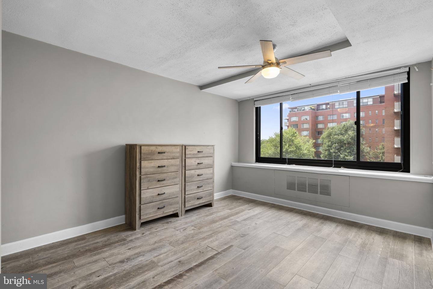 1021 Arlington Blvd #806 Property Photo 19