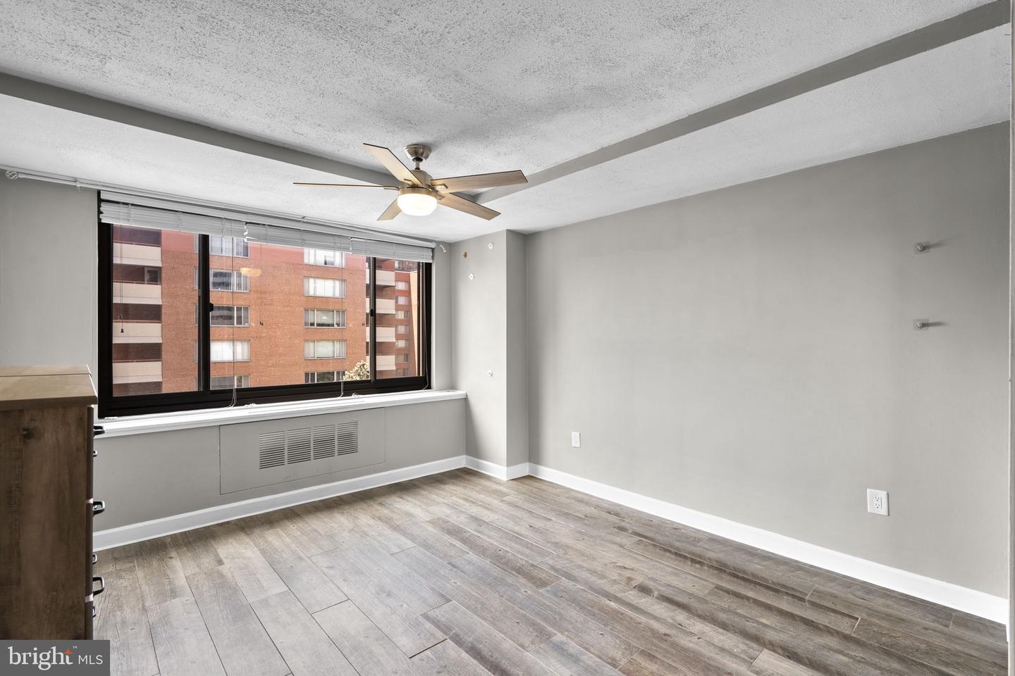 1021 Arlington Blvd #806 Property Photo 20