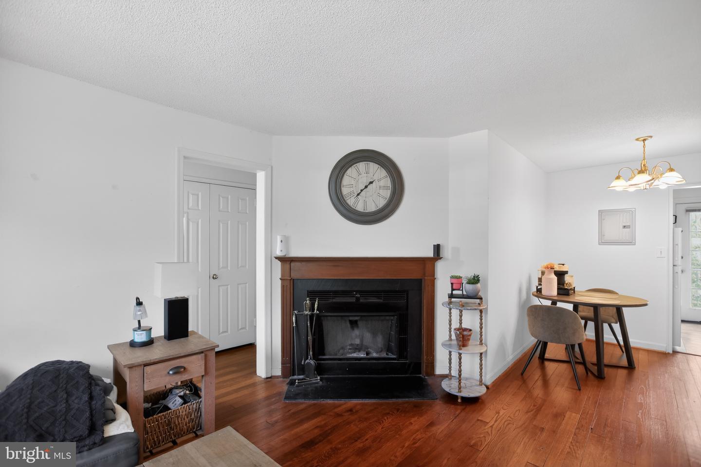 102 N George Mason Dr #102-2 Property Photo 17