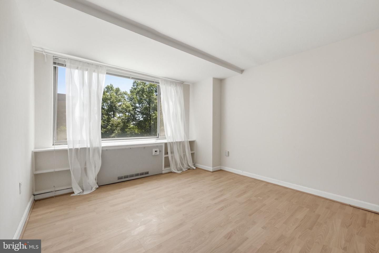 1111 Arlington Blvd #604 Property Photo 7